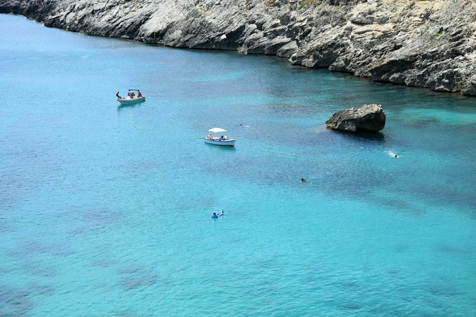 Castro  Leoneヴィラ エクステリア 写真